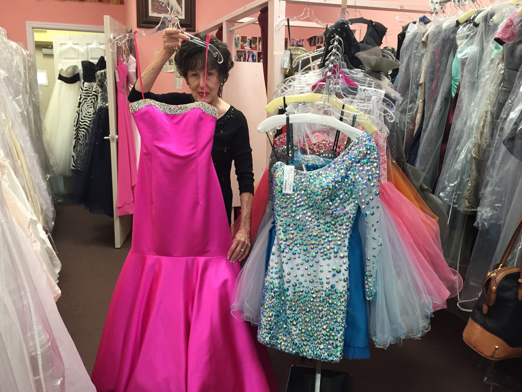 department stores that sell prom dresses